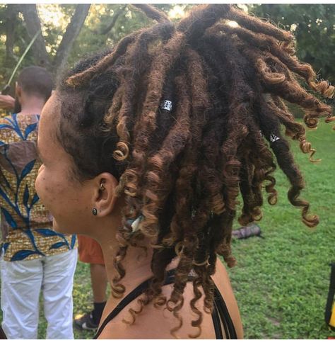 Loc Goals, Beautiful Dreadlocks, Short Locs Hairstyles, Dyed Hair Inspiration, Loc Journey, Dreadlock Hairstyles, Natural Hair Inspiration, Natural Hair Tips, Hair Crush