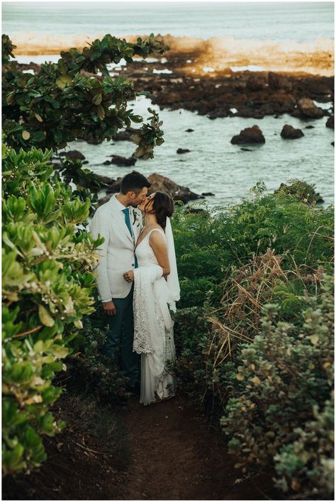 Sunrise Shack, Oahu Elopement, Surf Competition, North Shore Oahu, Surfing Pictures, Eclectic Wedding, Hawaii Elopement, Rocky Shore, Grace Loves Lace