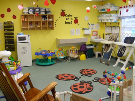 Infant room Daycare Inspiration, Infant Room Ideas, Infant Room Daycare, Infant Toddler Classroom, Daycare Setup, Infant Daycare, Childcare Rooms, Daycare Rooms, Daycare Organization