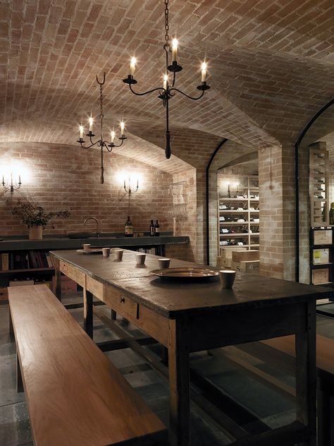 Food Cellar Design, Wine Cellar Restaurant, Rustic Cellar, Rustic Wine Cellar, Luxury Wine Cellar, Boho Farmhouse Kitchen, Wine Cellar Basement, Castle Rooms, Wine Cave