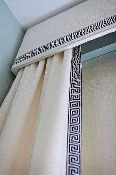 Cornice Box, Window Cornices, Eclectic Living Room, Custom Drapes, Chinoiserie Chic, Chic Living Room, Window Dressings, White Curtains, The Curtain