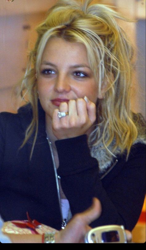 Britney Spears Crossroads, Britney Spears 2004, Britney Spears Hair, Britney Spears Outfits, 2000s Icons, Britney Spears Pictures, Jamie Lynn, Britney Jean, Fairy Clothes