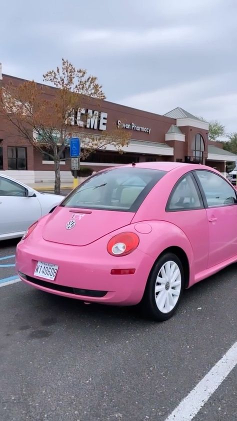 All Things Pink 🎀 Content creator on Instagram: “Dream Car ✨💕 . . . #pinkobbsessed #pinkcar #pinkloverscommunity #pinkpinkpink #cardsreels #pinkdream #pinkeverything🎀” Beatles Car, Pink Volkswagen, Pink Volkswagen Beetle, Punch Buggy, Car Pink, Volkswagen Beetles, Barbie Car, All Things Pink, Bug Car