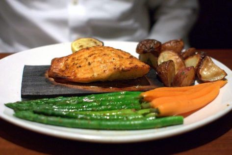 Seasons 52 Cedar-Planked Salmon Recipe - Secret Copycat Restaurant Recipes Gluten Free Salmon Recipes, Salmon With Potatoes, Salmon Salad Recipe, Steak Sauce Recipes, Gluten Free Salmon, Fish Entrees, Plank Salmon, Cedar Plank Salmon, Salmon Soy Sauce