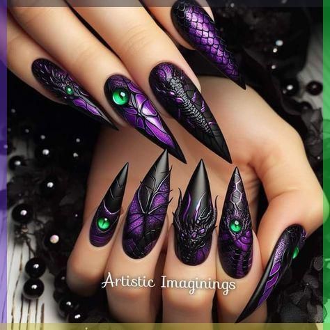 Maleficent Nails, Nail Sunny, Halloween Nail Ideas, Horror Nails, Holloween Nails, Queen Nails, Halloween Acrylic Nails, Punk Nails, Fantasy Nails