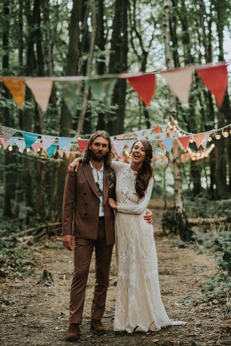 Brown Suit Boho Wedding, Corduroy Groom Suit, Woodland Groom Attire, Non Traditional Groom Suit, Mens Casual Wedding Suit, Woodland Wedding Groom Attire, Boho Male Wedding Attire, Wedding Groom Outfit Casual, Groom Suit Alternative