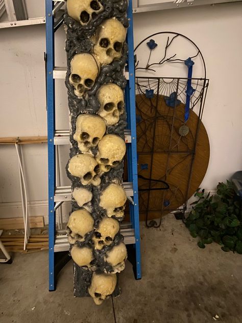 Skull archway Skull Archway, Halloween Dance, A Skull, One Half, New Project, Halloween Ideas, Halloween, Wood