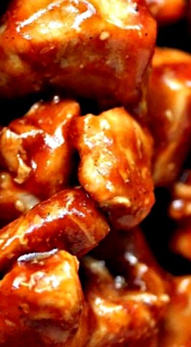 Honey Barbecue Chicken Bites, Baked Honey Bbq Chicken Bites, Bbq Chicken Stovetop Easy, Bbq Chicken Bites Recipes, Crock Pot Chicken Bites, Bbq Chicken Bites Baked, Bbque Chicken, Barbecue Chicken Bites, Honey Bbq Chicken Bites