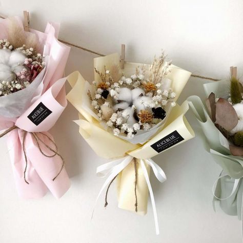 Cotton Bouquet, Flower Bouquet Diy, Flower Gift Ideas, Flower Business, Dried Bouquet, Hand Bouquet, Flowers Bouquet Gift, How To Wrap Flowers, Flower Arrangements Diy