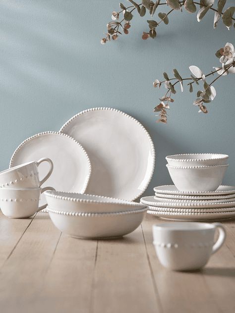 Ceramic dinnerware set