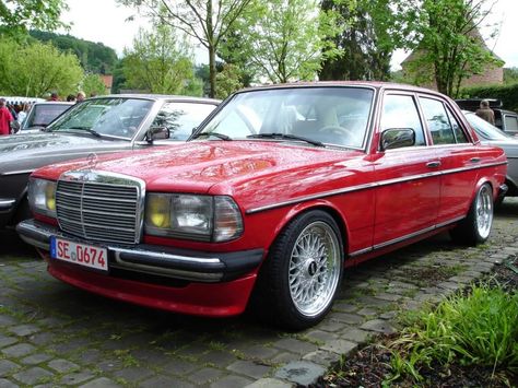 Mercedes W123 Custom, 70s Mercedes, W123 Mercedes, Mercedes W123, Mercedes 300, Mercedes 190, مرسيدس بنز, Mercedes Sls, Daimler Benz