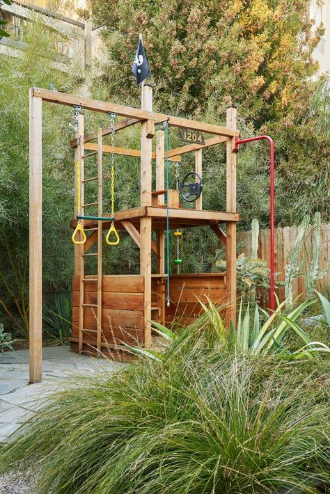 Daniel Nolan Design — Oakland Small Backyard Obstacle Course, Kids Dream Backyard, Garden Play Area Ideas, Exercise Closet, Daniel Nolan, Backyard Jungle Gym, Backyard Fort, Creative Backyard, Backyard Playset