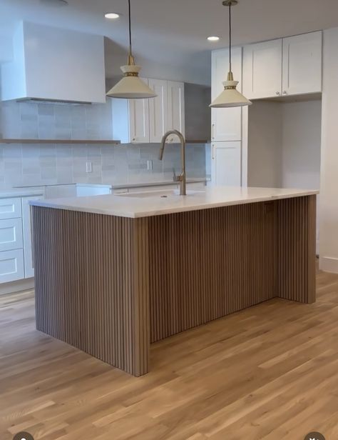 Wood Veneer Kitchen Island, Flute Panel Kitchen Island, Fluted Island Kitchen, Fluted Kitchen Island, Fluted Island, Florida Kitchen Ideas, Budget Kitchen, Mid Century Kitchen, Island Ideas