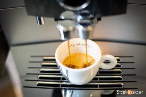 Jura Espresso Machine, Jura Coffee, Italian Espresso Machine, Rocket Espresso, Home Espresso Machine, Italian Espresso, Automatic Espresso Machine, Coffee Grinds, Espresso Drinks