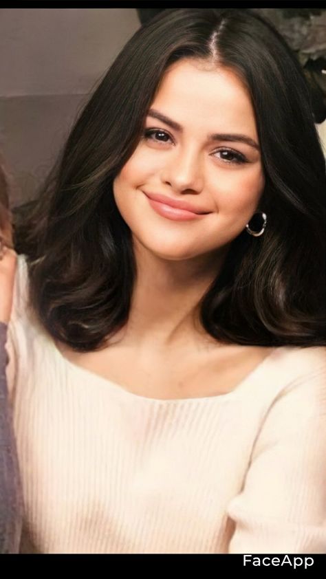 Selena Gomez Haircut, Collar Bone Hair, Collarbone Length Hair, Selena Gomez Short Hair, Selena Gomez Hair, Haircuts For Medium Length Hair, Hair Inspiration Long, Hair Color Streaks, Beautiful Haircuts