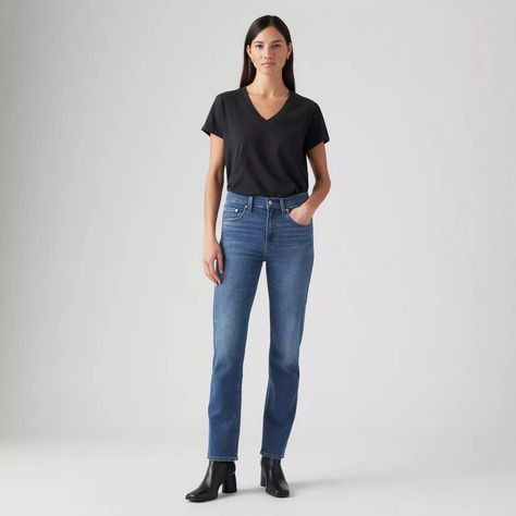 High rise. Slim fit. Straight leg. We took your favorite high rise and updated it with an ultra-modern straight leg. Part of our signature ‘Lot 700’ fits, our 724 High-Rise Straight jeans are designed to flatter—all day, every day.A versatile fit with a flattering high-riseFinished with an ultra-modern straight legThis garment feels as good as it looks, thanks to a soft, brushed interior that'll keep you warm and cozy Cashmere Sweater Outfit, Ultra Modern, Styling Ideas, Cashmere Sweaters, Straight Jeans, Warm And Cozy, Sweater Outfits, Women's Jeans, Levi's