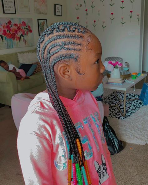 Dasha💅👑 on Instagram: “Kiddie cornrows 🙌🏾 . Products used for this style 👀 TheDash Parting Comb✅ TheDash Braid Control✅ Link in my bio to purchase & book! Book…” Party Hairstyles For Girls, Girls Braided Hairstyles Kids, Daughter Hairstyles, Cornrows Natural Hair, Cute Hairstyles For Kids, Lil Girl Hairstyles, Kids' Braids, Toddler Hairstyles Girl, Natural Hairstyles For Kids