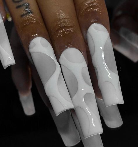 Bad Acrylics, Long Acrylic Nails Coffin Design, Cool Long Nails, Long Acrylic Nails Chrome, Black Polygel Nails, Medium Stiletto Nails Designs, Black On Black Nails, White Chrome Nails, Colored Acrylic Nails