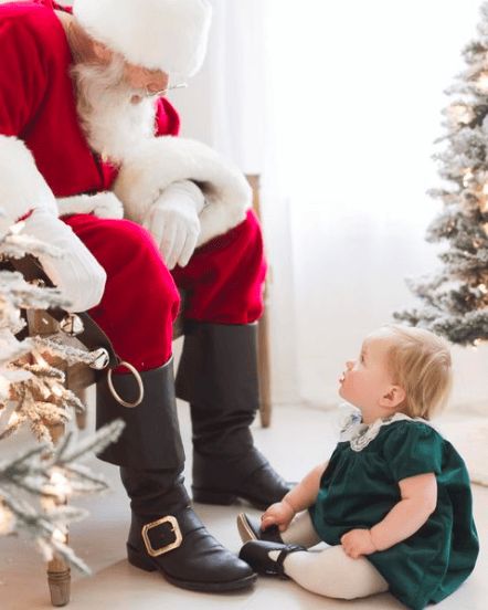 10 Photos To Take for Baby’s First Christmas Matching Family Holiday Pajamas, Family Holiday Pajamas, Meet Santa, Baby Room Neutral, Baby Nap, Baby Chick, Elf Costume, Christmas Family Photos, Matching Family Pajamas