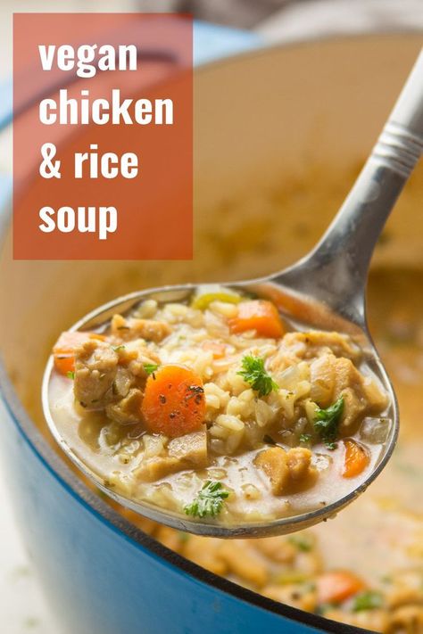 This simple vegan "chicken" and rice soup is super easy to make and oh-so-comforting. Perfect for lunch or dinner with a crusty piece of bread! Vegan Chicken And Rice Soup, Vegan Chicken Rice Soup, Vegetarian Chicken And Rice, Vegan Chicken Soup Recipes, Vegan Rice Soup Recipes, Vegan Chicken Soup, Vegan Rice Soup, Vegan Chicken And Rice, Rice Soup Vegetarian