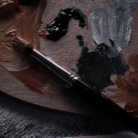 Paint It Black Aesthetic, Painter Aesthetic Vintage, Painter Aesthetic Male, Dark Painter Aesthetic, Xavier Thorpe Aesthetic, Art Paint Aesthetic, Black Aesthetic Painting, Painter Aesthetic Dark, Painter Aestethic