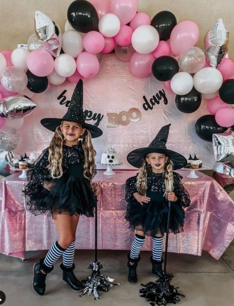 Toddler Witch Costumes, Diy Witch Costume, Witch Costume Ideas, Cute Witch Costume, Diy Halloween Costumes For Girls, Diy Girls Costumes, Kids Witch Costume, Witch Costume Diy, Costume Ideas For Halloween