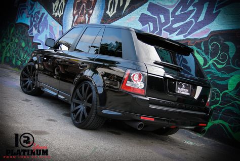 2011 Range Rover Sport All Black Range Rover, 2011 Range Rover Sport, Melrose Avenue Los Angeles, 2011 Range Rover, Range Rover Off Road, Range Rover Black, Motogp Valentino Rossi, Range Rover Sport L320, Melrose Avenue