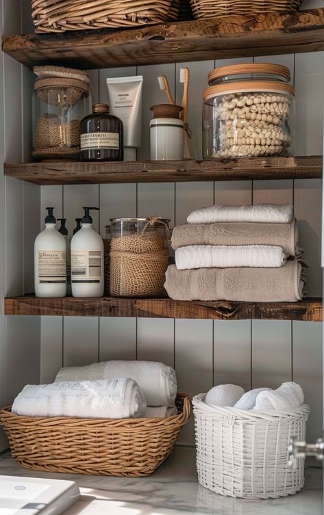 Simple Bathroom Shelves, Small Bathroom Shelf Storage, Small Bathroom Design Decor, Storage In Bathroom Ideas, How To Style Bathroom Shelves, Open Bathroom Shelving, Small Living Ideas, Small Apartment Storage Ideas, Very Small Bathroom Ideas