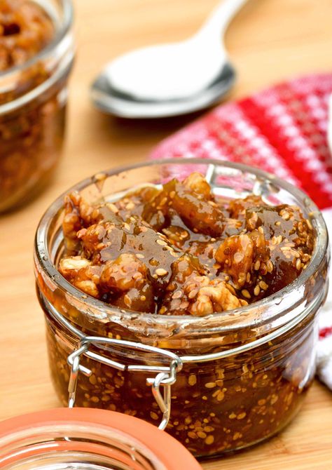 Dried Fig Jam, Dried Fig Recipes, Dried Fig, Fig Jam Recipe, Fruity Recipes, Breakfast Crockpot Recipes, Jam Jam, Lebanese Cuisine, Fig Recipes