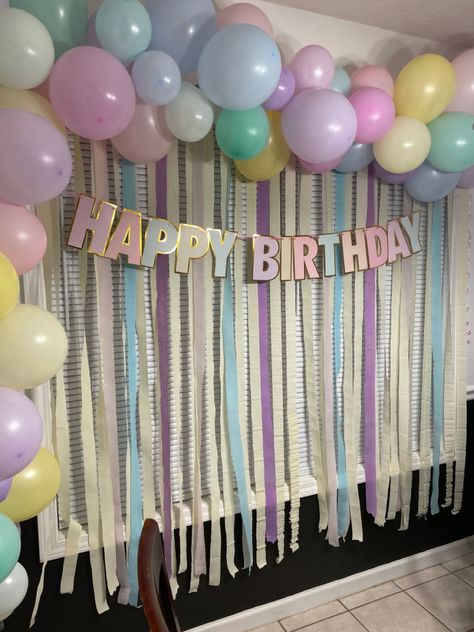 Kids Birthday Decorations At Home, Simple Birthday Backdrop, Taylor Swift Lover Party, Birthday Decoration Ideas At Home Simple, Birthday Decor Ideas, Birthday Celebration Decorations, Surprise Birthday Decorations, Bday Decor, Birthday Decorations At Home