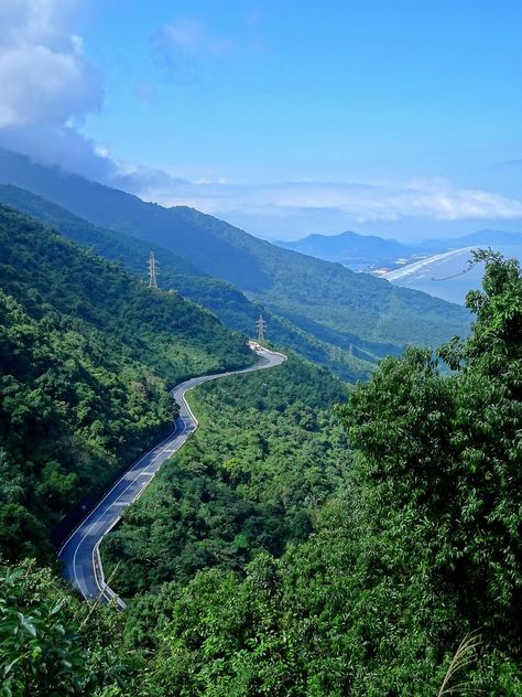 Rode the Hai Van Pass in Vietname today. Unbelievable views! #travel #ttot #nature #photo #vacation #Hotel #adventure #landscape http://bit.ly/2PJPuuB Air Travel Tips, Adventure Landscape, Airport Travel, Top Travel Destinations, Exploring The World, Travel The World, Vacation Hotel, Vietnam Travel, Beautiful Nature Scenes