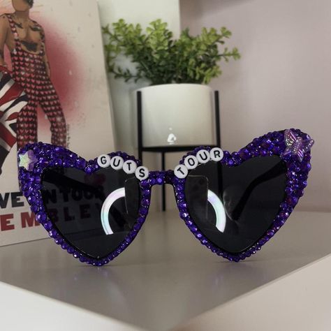 Olivia Rodrigo “Guts Tour” Custom Heart Concert... - Depop Olivia Rodrigo Heart Glasses, Guts Tour Glasses, Olivia Rodrigo Nails Ideas Guts, Bedazzled Glasses, Concert Glasses, Olivia Outfits, Olivia Aesthetic, Olivia Concert, Consert Outfits