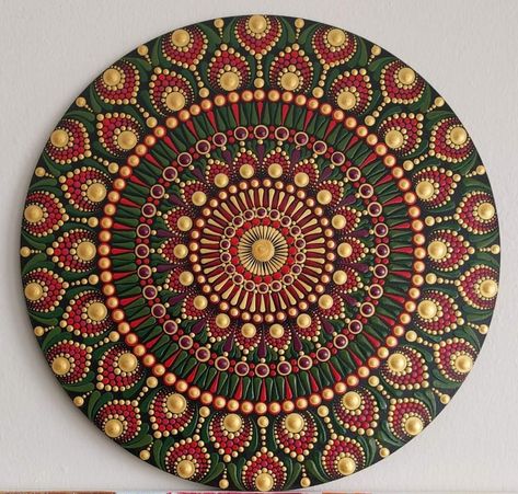 Painted Mirror Art, Dotting Art, Mandala Painted Rocks, Mandala Canvas, Mandala Art Therapy, Mandala Art Lesson, Art And Craft Videos, Mandala Artwork, Dot Mandala