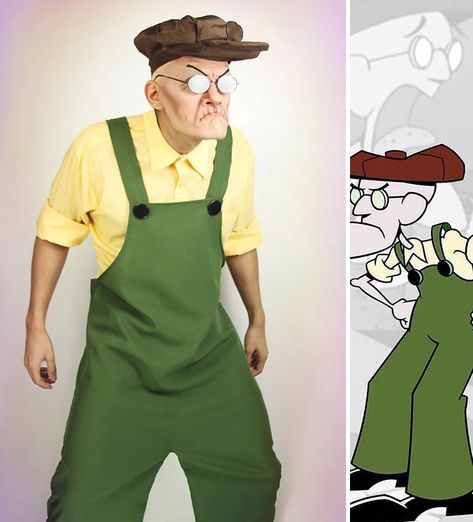 Eustace From Courage The Cowardly Dog Dog Cosplay, Cowardly Dog, Fantasia Disney, Epic Cosplay, Male Cosplay, Fantasias Halloween, Cosplay Characters, Amazing Cosplay, Dog Costumes