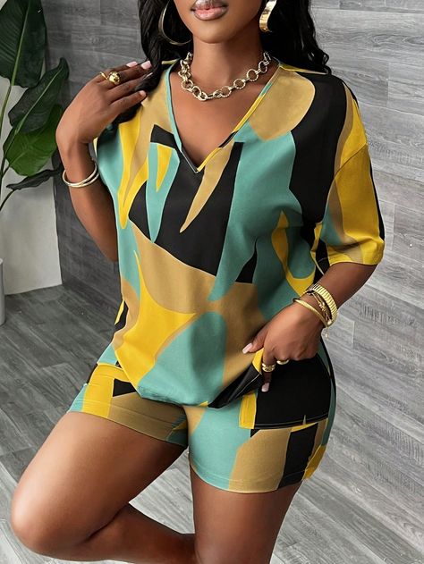 Beach Wear Outfits Casual, Two Piece Shorts Set Outfits, Beach Shorts Outfit Women, 2piece Outfits Shorts, Short Two Piece Outfit, Summer Shorts Outfits For Women, Beach Wear For Women Outfits, Beach Looks Outfits, 2 Pieces Outfits For Women