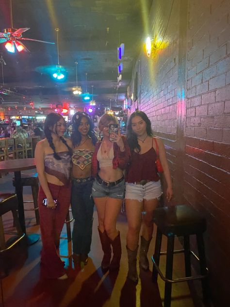 Line Dancing Outfits Women, Dance Hall Outfit, Line Dancing Outfits, Country Line Dancing Outfit, Line Dancing Outfit Country Women, Line Dancing Outfit Country, Country Dancing Aesthetic, Western Dance Outfit, Country Dancing Outfit