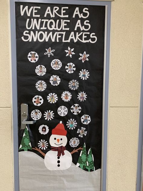 Snowflake Door Decorations For School, Winter Theme Doors For Preschool, Easy Door Decorations Classroom Christmas, Let It Snow Door Decorations For School, Winter Themed Classroom Door, Winter Door Decorations Classroom Preschool, Winter Door Decorations Classroom Simple, Snowflake Door Decorations, Winter Door Decorating Contest