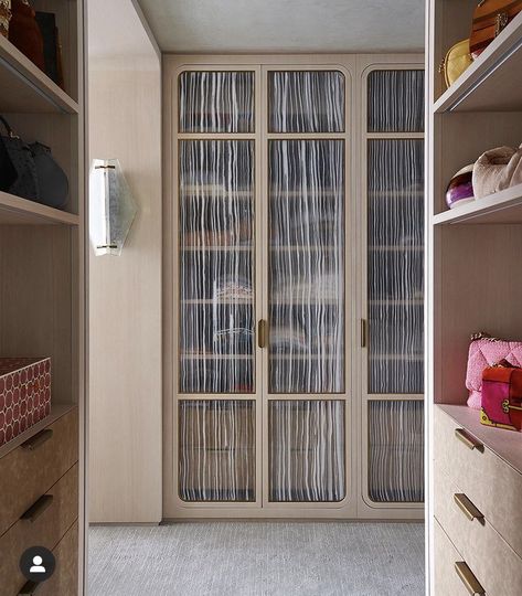 Joinery Details, Modern Office Design, Dressing Rooms, Dressing Area, Closet Inspiration, Wardrobe Closet, Interior Design Firm, Furniture Details, Closet Designs