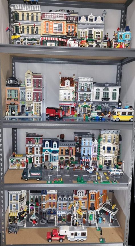 Lego Village Display, Lego City Display Ideas, Guitar Listrik, Lego Set Display Ideas, Lego Set Display, Lego City Display, Lego Displays, Lego Shelf, Lego Room Ideas