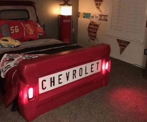 Bed Kids Room, Car Themed Rooms, Truck Bedroom, Car Themed Bedrooms, Mancave Garage, Garage Furniture, Truck Theme, Car Part Furniture, Cars Room