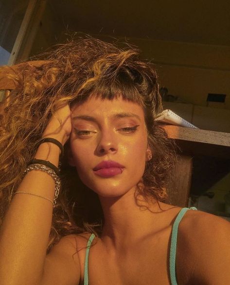 Greta Cozzolino, Curly Color, Hair Projects, Baby Bangs, Straight Bangs, Curly Hair Inspiration, Curly Hair With Bangs, Haircut And Color, Curly Hair Tips