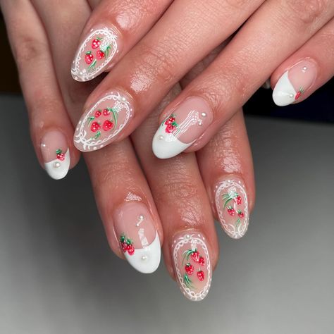 Strawberry cottage core nails 🍓🎀💓 inspo: @jayseenails . . . . . . . . . #dallasnailtech #planonailtech #richardsonnailtech #frisconailtech #dallasnails #cottagecorenails #coquettenails #strawberrynails #strawberrynailart #coquetteaesthetic #cottagecoreaesthetic #naturalnails Nail Ideas Cottagecore, Acne Cottage Core Designs, Cottage Core Nail Designs, Cottage Core Nail Art, Cottage Nails, Cottage Core Bracelet, Cute Nails Cottage Core, Cottage Core Nails, Picnic Nails