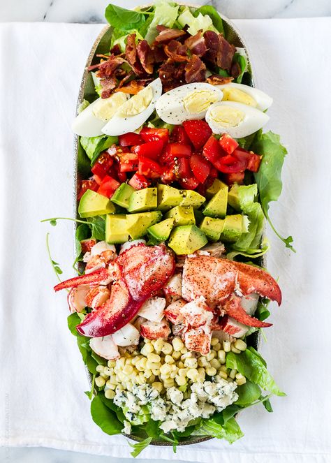 Lobster Cobb Salad @Lisa Phillips-Barton Phillips-Barton Phillips-Barton Lear Baker | Kitchen Confidante Cobb Salad Dressing Recipe, Salmon Cobb Salad, Salad Cobb, Cobb Salad Dressing, Pasti Fit, Dressing Salad, Cobb Salad Recipe, Bacon Dressing, Plats Healthy