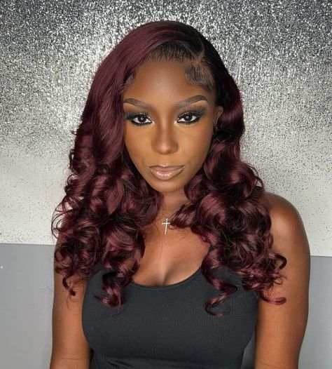 Glossy Plum Hair for Black Women Sew In For Black Women, Plum Hair Color On Black Women, Color On Black Women, Hair Color On Black Women, Plum Hair Color Ideas, Loreal Hicolor, Plum Hair Color, Women With Natural Hair, Hair Color Plum