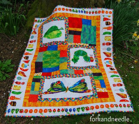 Hungry Caterpillar Nursery, Make A Puppet, A Very Hungry Caterpillar, Butterfly Quilt Pattern, Baby Quilt Kit, Panel Quilt Patterns, Bubble Quilt, Painting Apron, Puppet Theatre