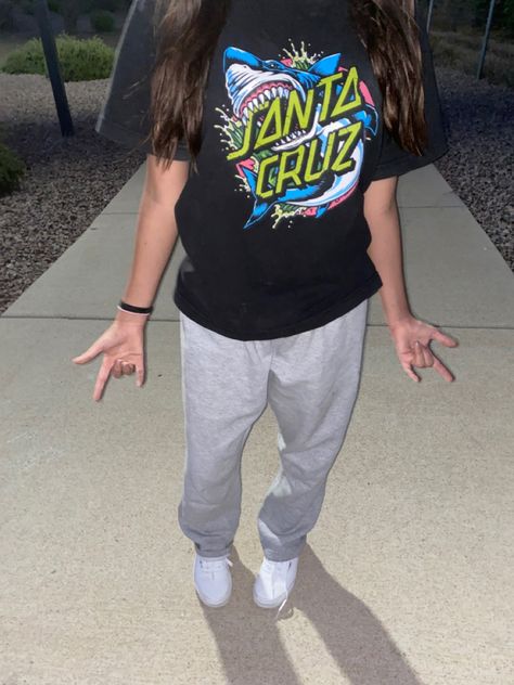 Baggy Tee And Sweats Outfit, Santa Cruz Shirt Outfit Ideas, Sweatpants And Tee Shirt Outfit, Baggy Shirt And Sweatpants, Sweatpants And Tshirt Outfits, Santa Cruz Aesthetic Outfit, Santa Cruz Outfit Ideas, Tshirt And Sweatpants Outfit, Vans Shirt Outfit