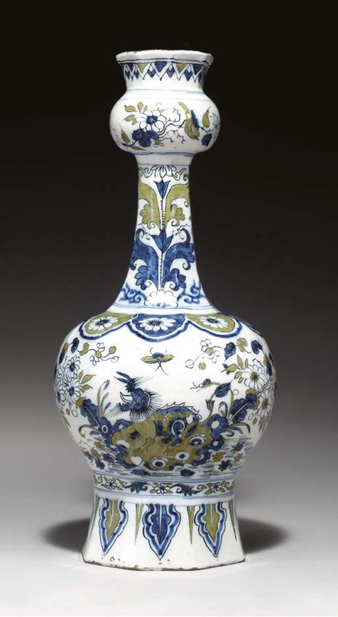 Dutch Delft, Chinese Export, Delft, 17th Century, Kiln, Garlic, Auction, Vase, New York