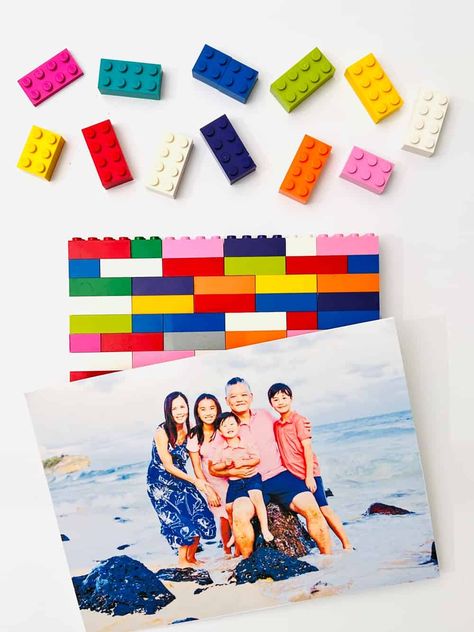 How To Make An Easy DIY Lego Puzzle How To Make A Puzzle Diy, Lego Frame Diy, Diy Lego Gifts, Photo Puzzle Diy, Lego Puzzle, Lego Christmas Ornaments, Lego Ornaments, Lego Frame, Diy Lego