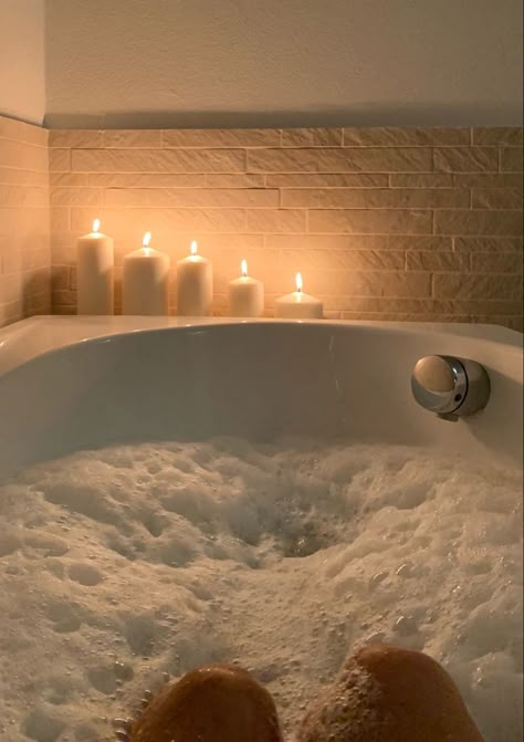 Modern Washroom Design, Bathtub Aesthetic, Aesthetic Bath, Bath Aesthetic, Spa Day At Home, Relaxing Bath, Dream Apartment, Bubble Bath, My New Room