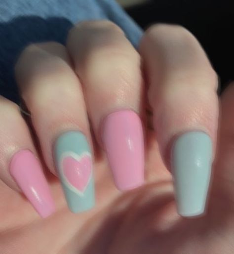 Pink And Blue Pastel Nails, Pink Blue And White Nails, Pastel Pink And Blue Nails, Baby Blue And Pink Nails, Light Blue And Pink Nails, Pink And Blue Nails Design, Blue And Pink Nails, 23 Nails, Pink And Blue Nails